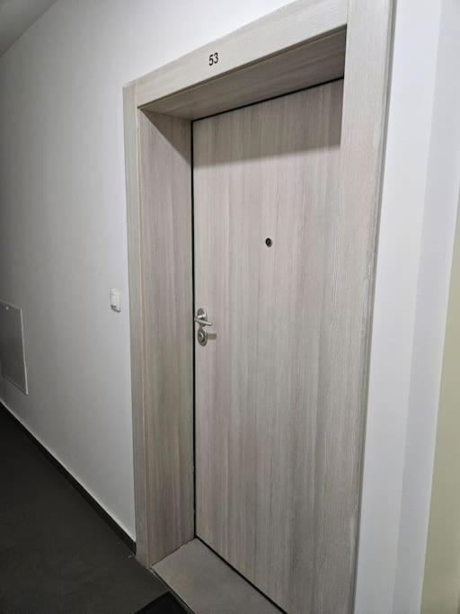 Milo Apartment Skopje Ngoại thất bức ảnh