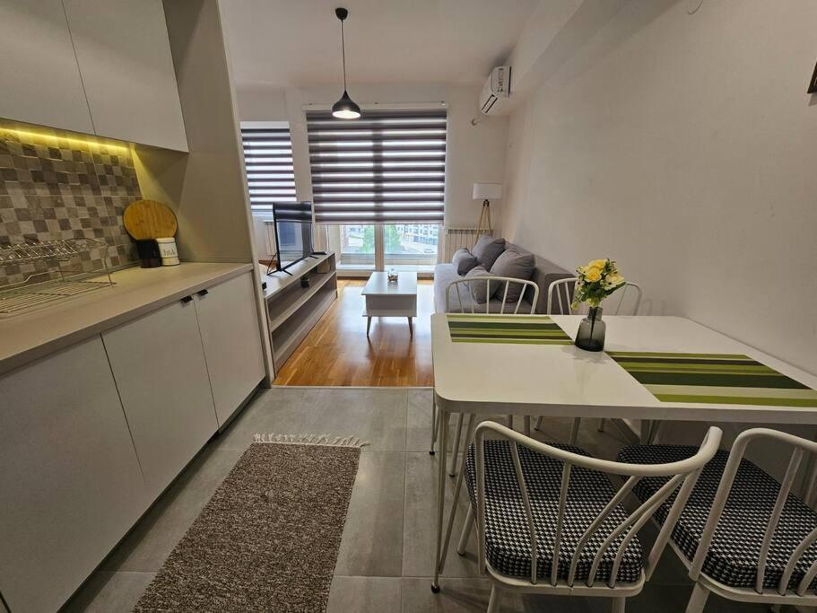 Milo Apartment Skopje Ngoại thất bức ảnh