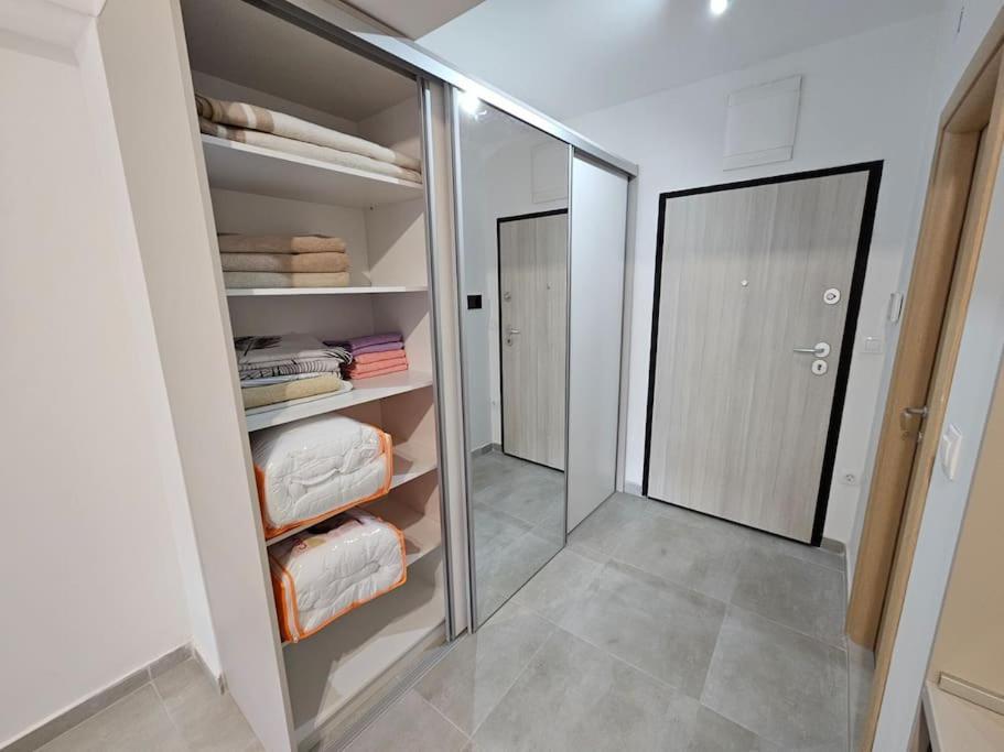 Milo Apartment Skopje Ngoại thất bức ảnh