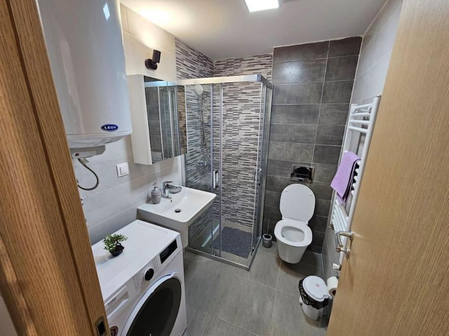 Milo Apartment Skopje Ngoại thất bức ảnh